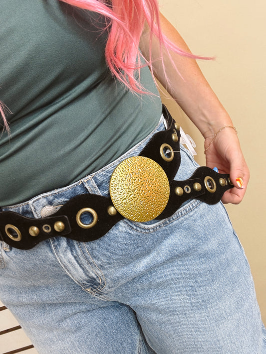 The Valencia Grommet Buckle Belt
