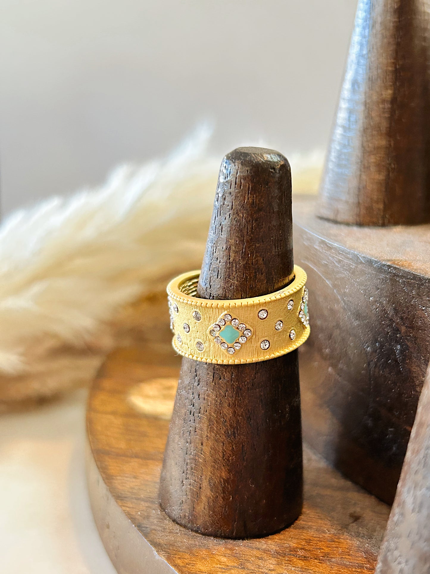 Vaquera Ring 14k Gold Plated