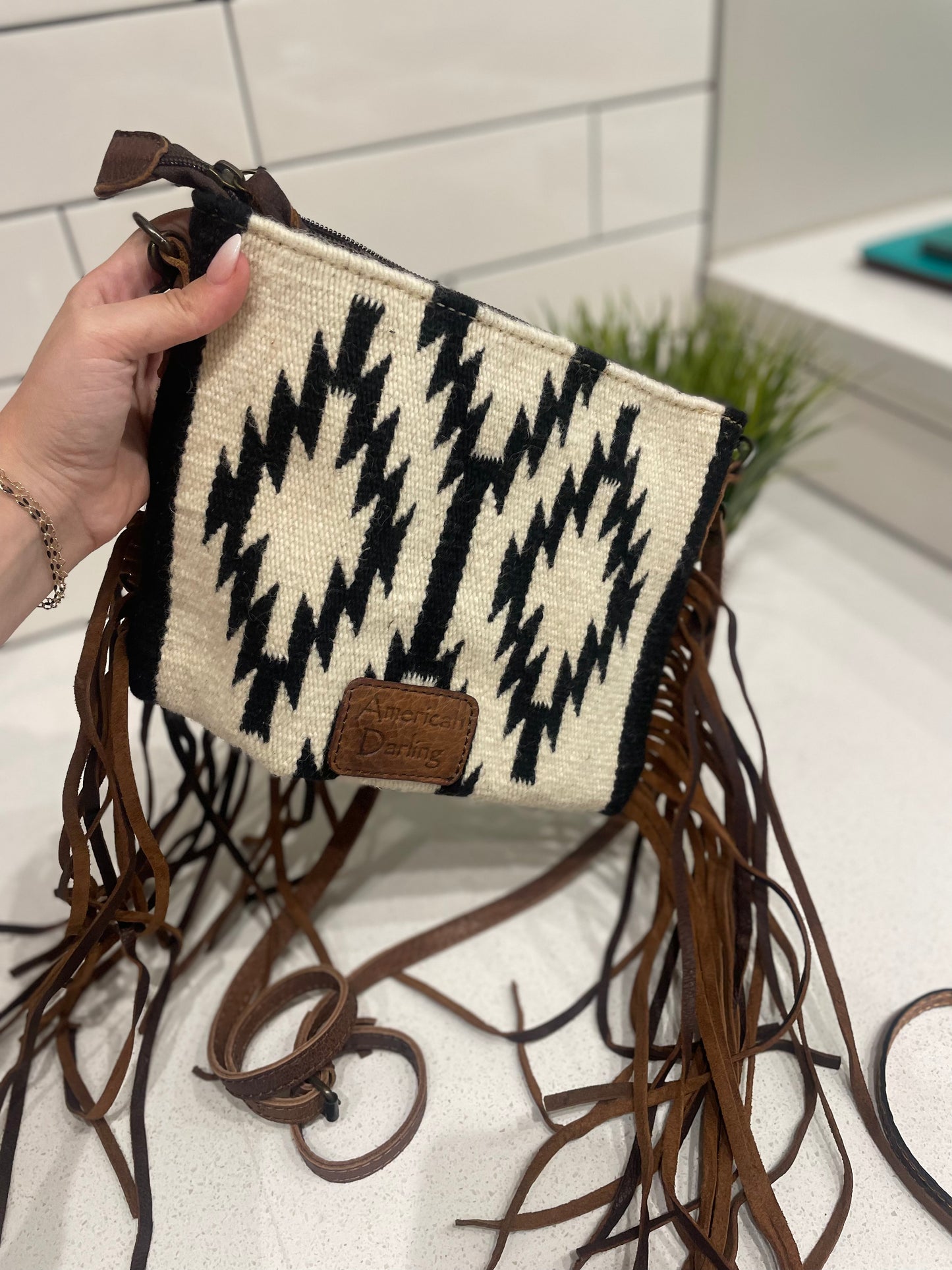The Eliza Crossbody