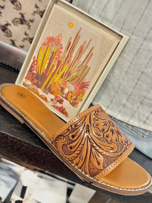 The Winnie Leather Slides