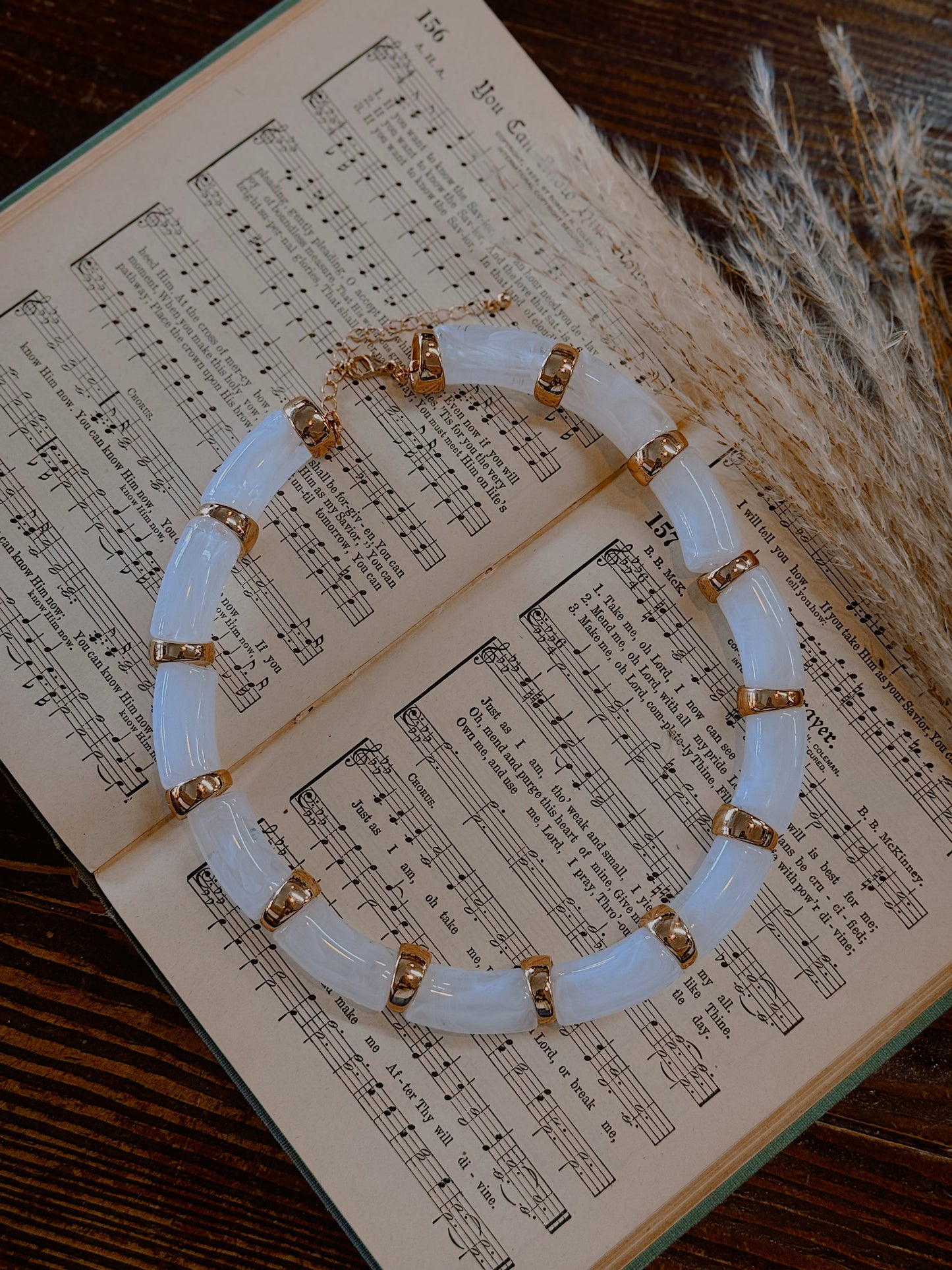 White Willow Necklace