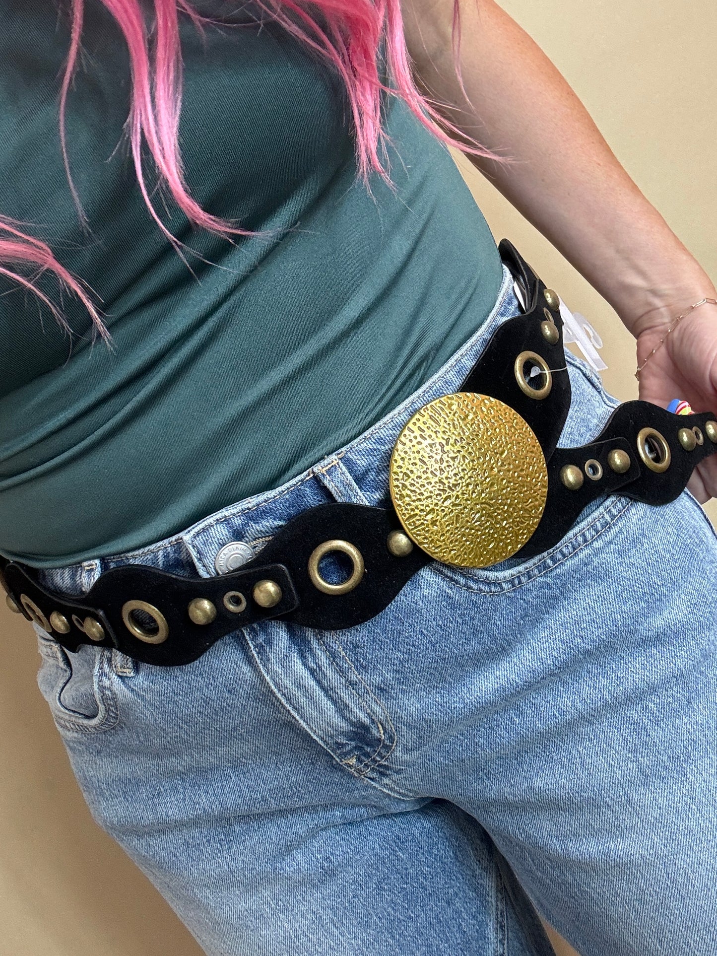 The Valencia Grommet Buckle Belt