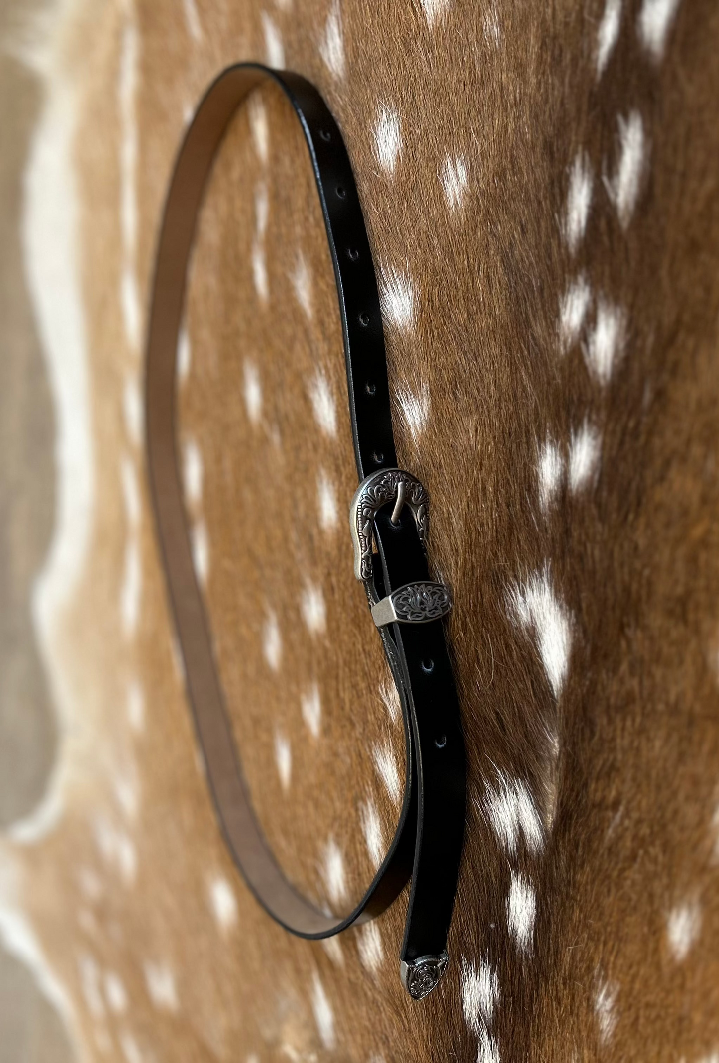 Western Style Skinny Leather Belt