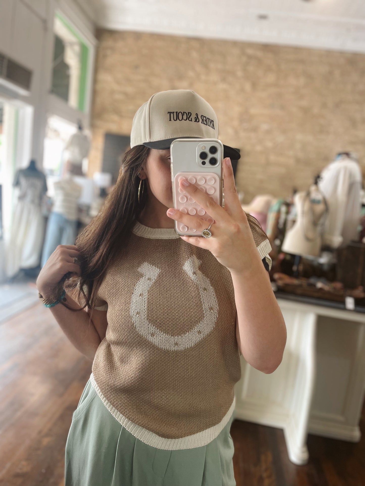 Horseshoe Knit Sweater Vest