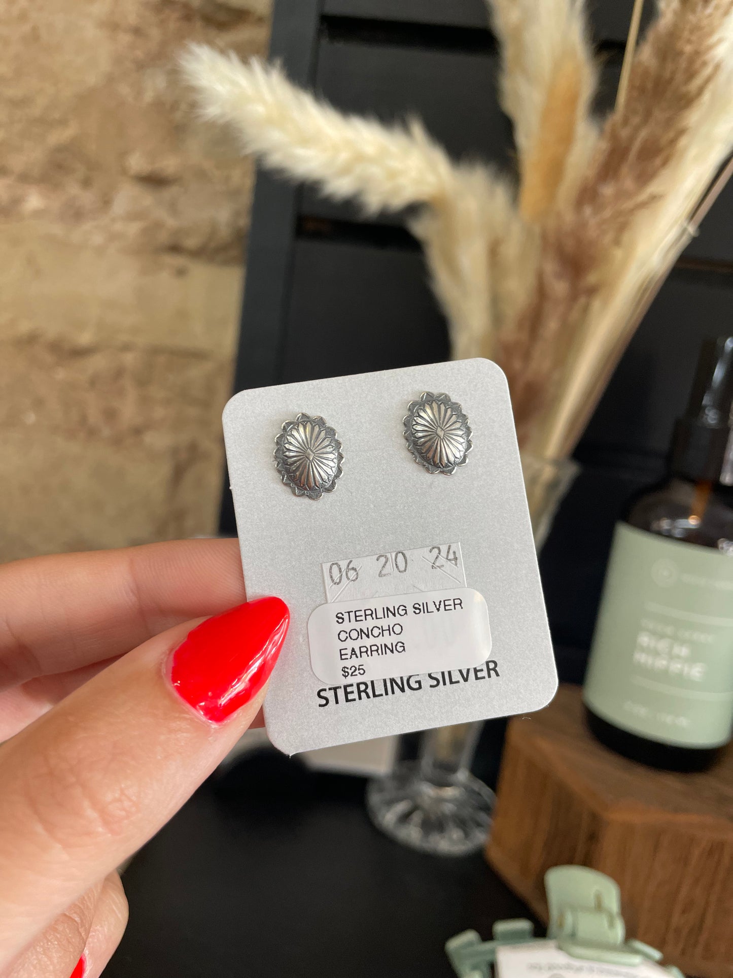 Silver Scout Stud Earrings - 076