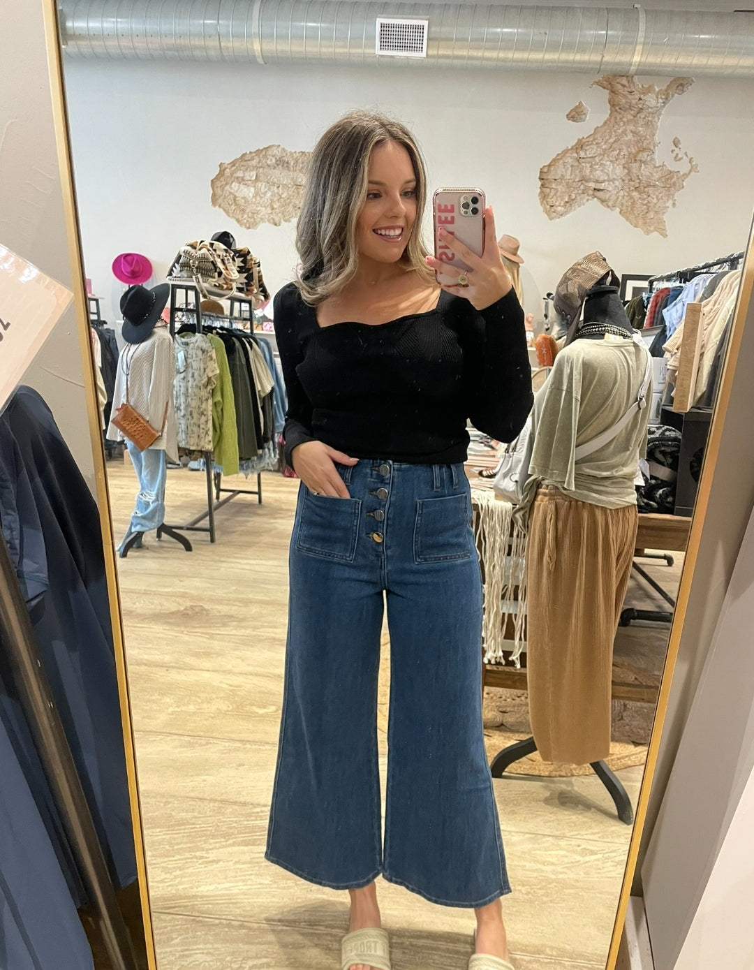 The Ashlee Black Top