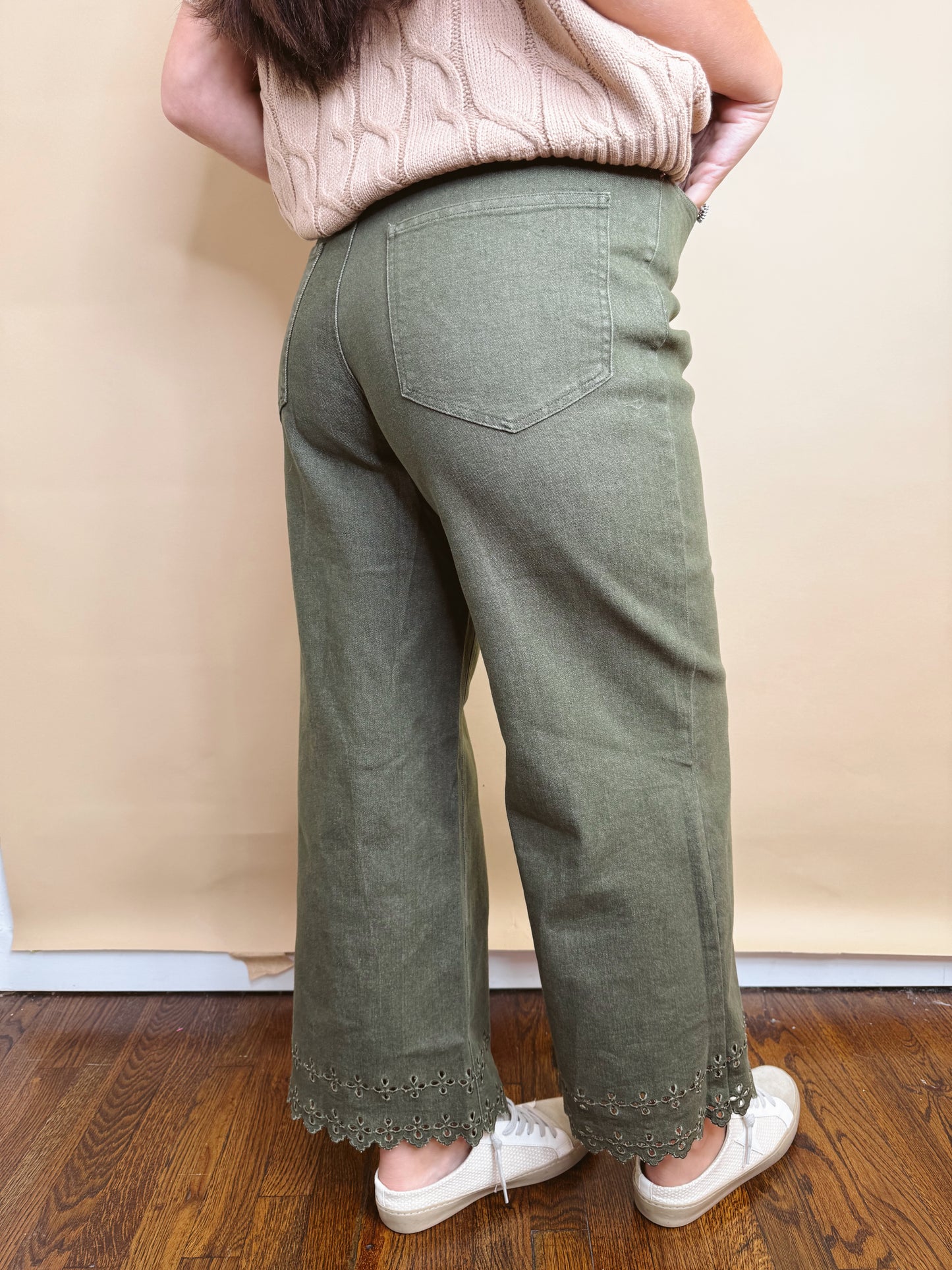 Pistachio Pop Embroidered Bottoms