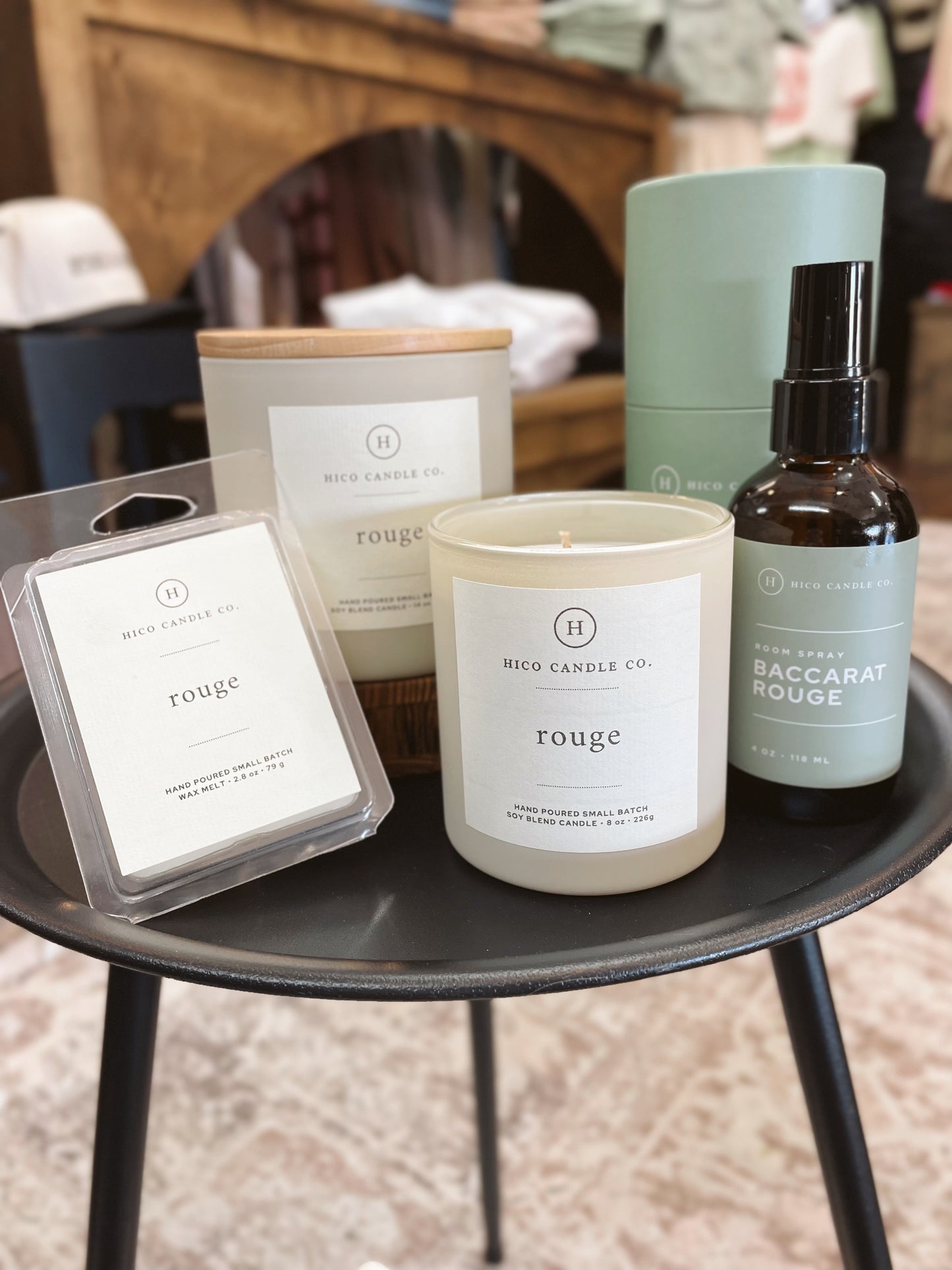 Rouge Candle