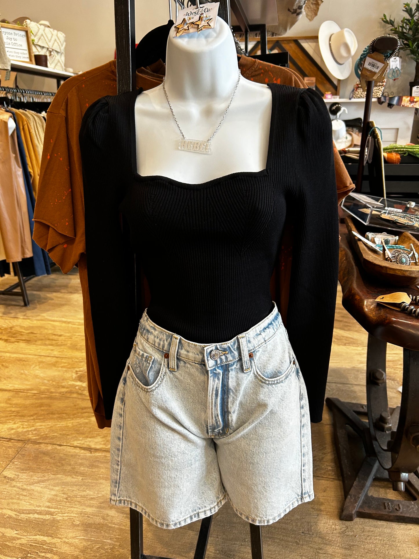 The Ashlee Black Top