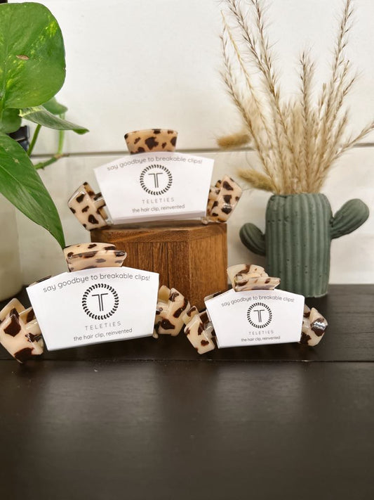 Blonde Tortoise Hair Clip