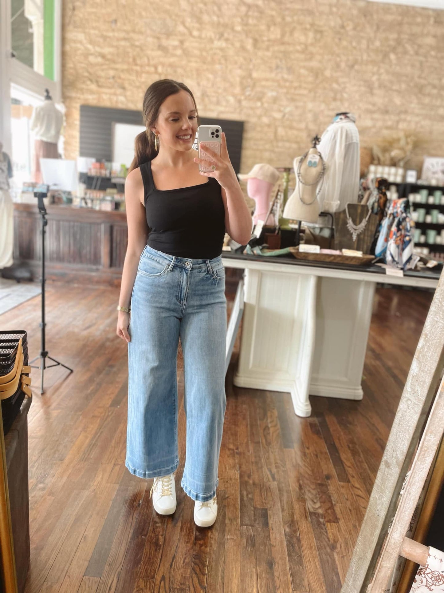The Tulsa Wide Leg Jeans