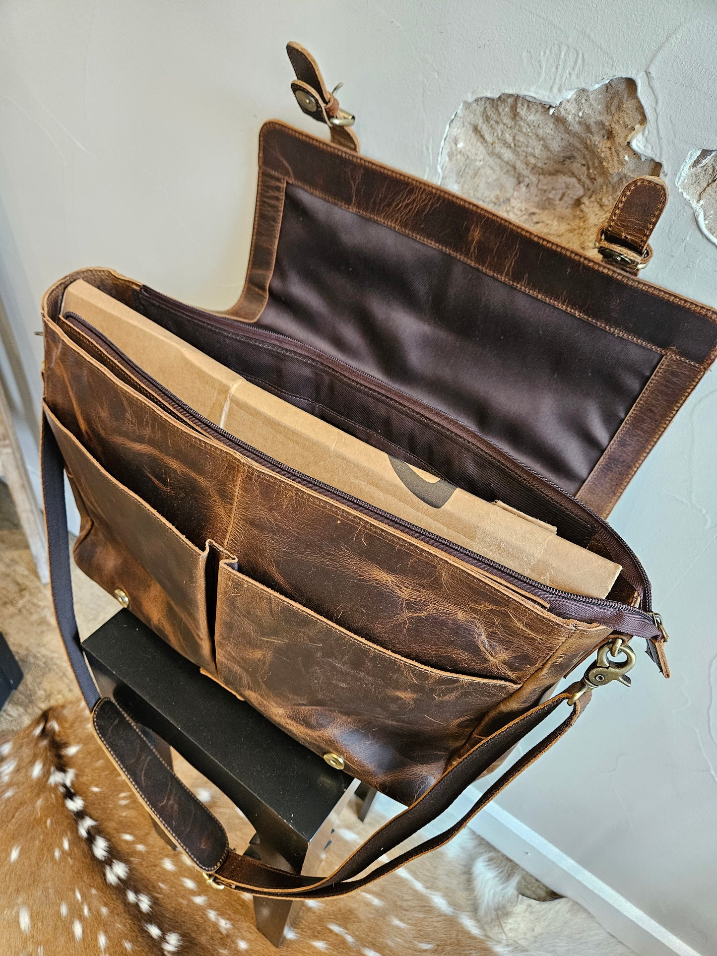 The Vinnie Leather Bag