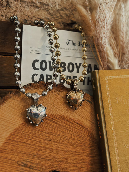 The Sweetheart Rebel Necklace