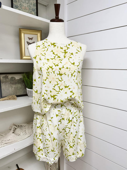 Daisy If You Do Floral Linen Shorts