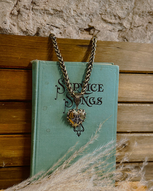 The Honeycomb Necklace