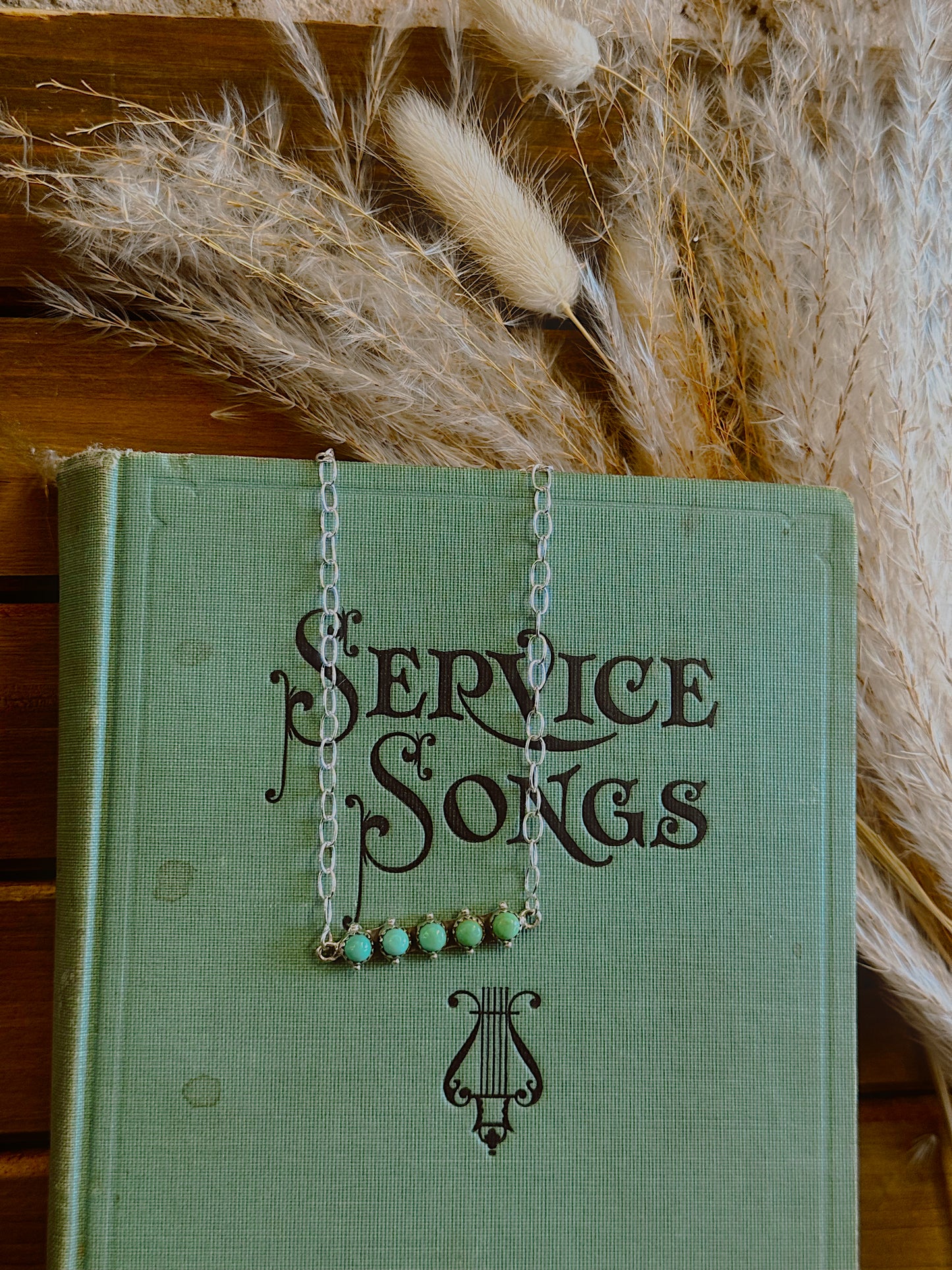 The Monroe Bar Necklace