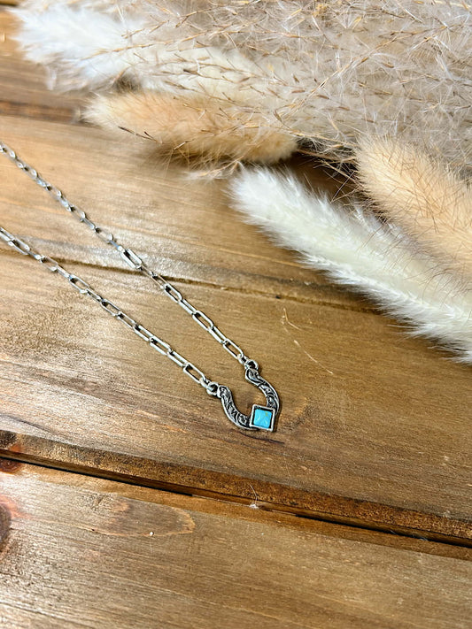 Western Lucky Horseshoe Necklace