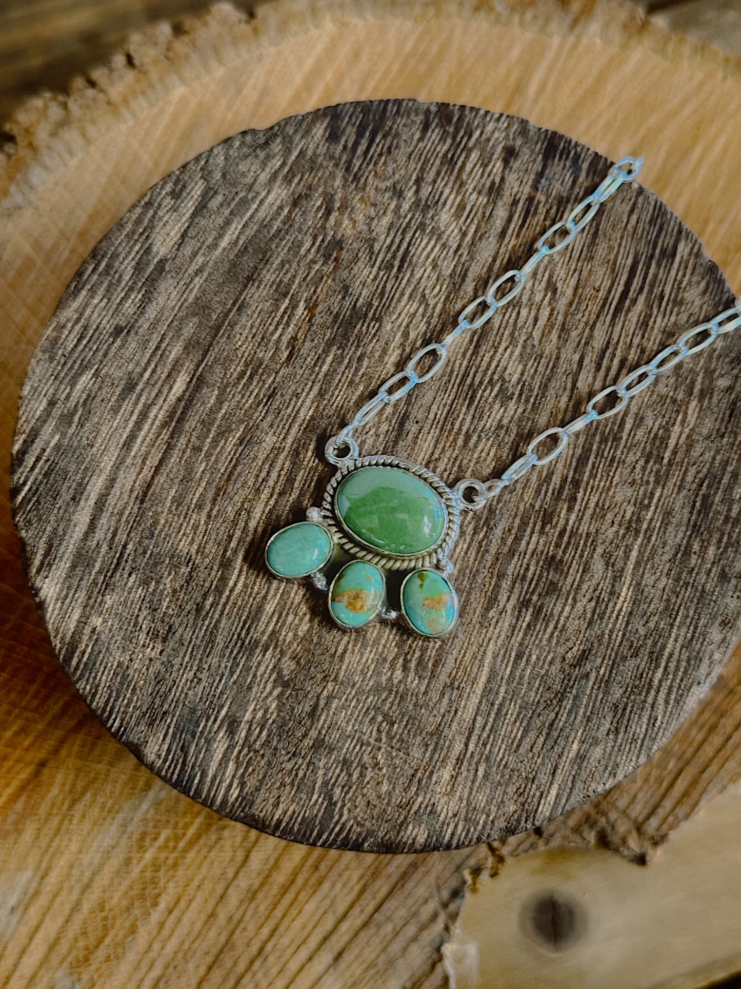 The Faye Necklace