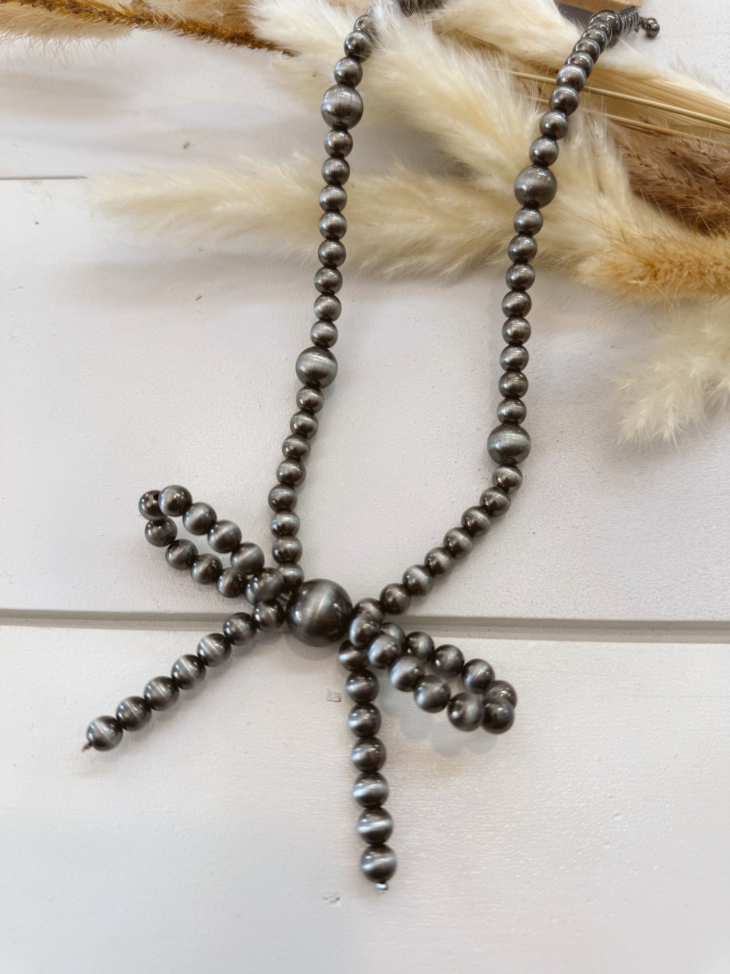 The Pearl Ribbon Beaded Necklace