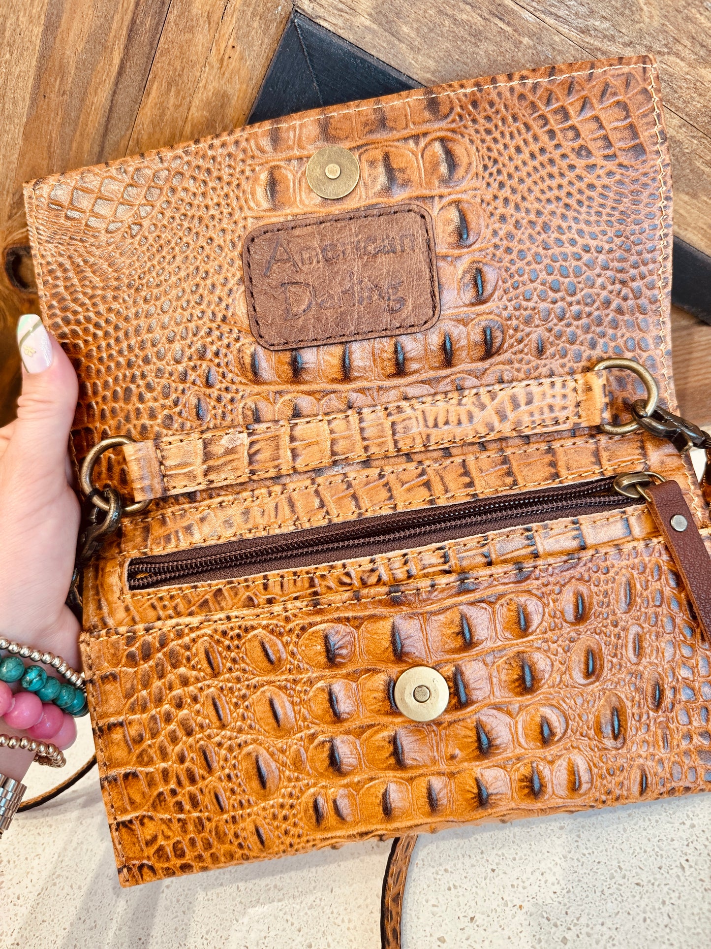 The Sawyer Leather Crossbody