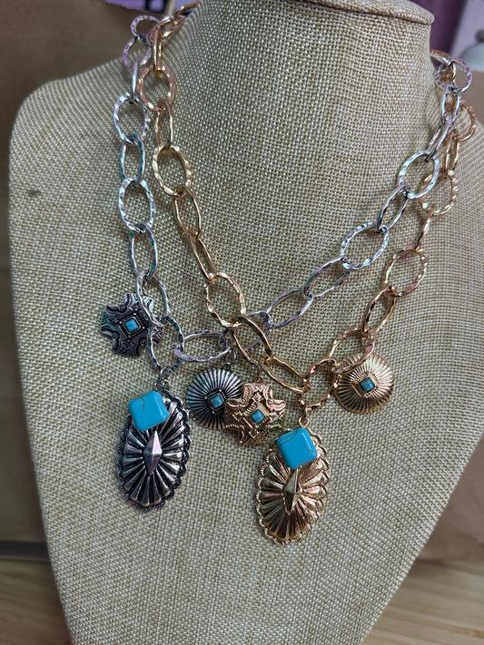 The Kelsea Necklace