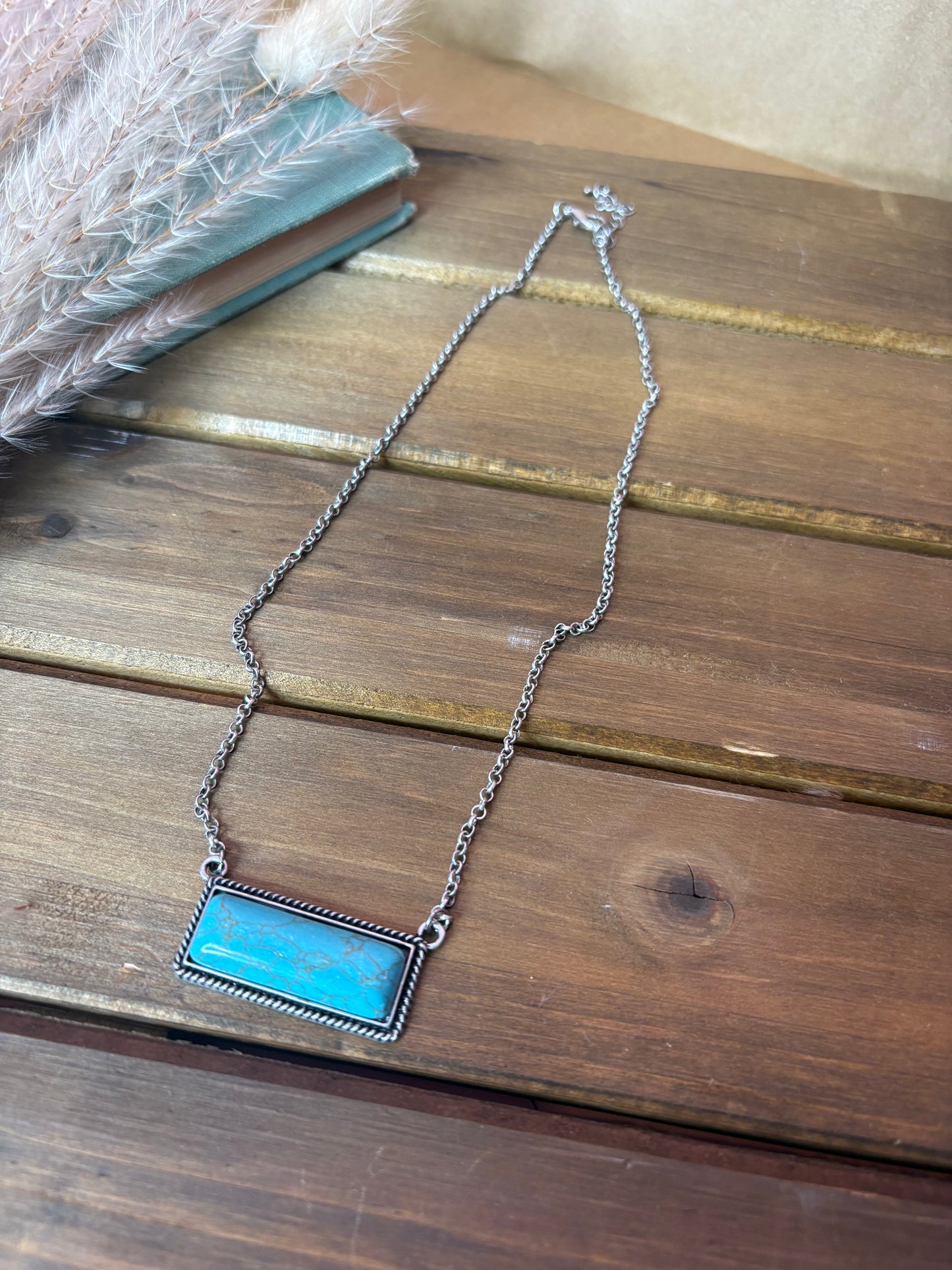 The Mesa Muse Bar Necklace