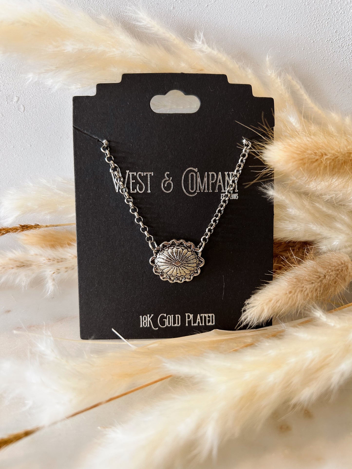 The Dainty Concho Necklace