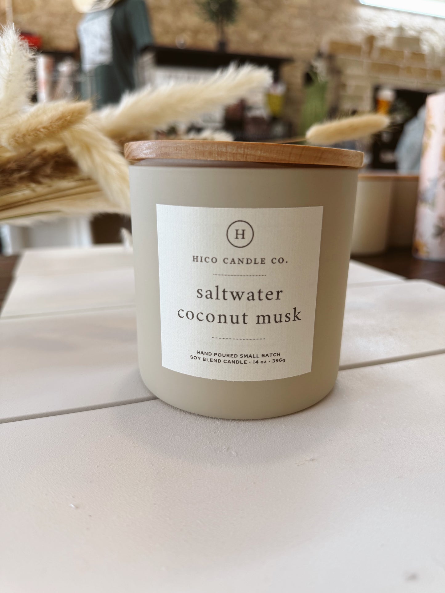 Saltwater Coconut Musk Candle