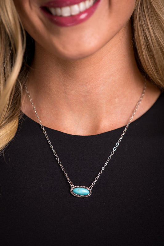 The Dainty Oval Necklace