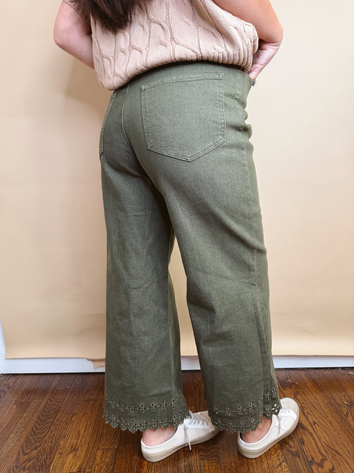 Pistachio Pop Embroidered Bottoms