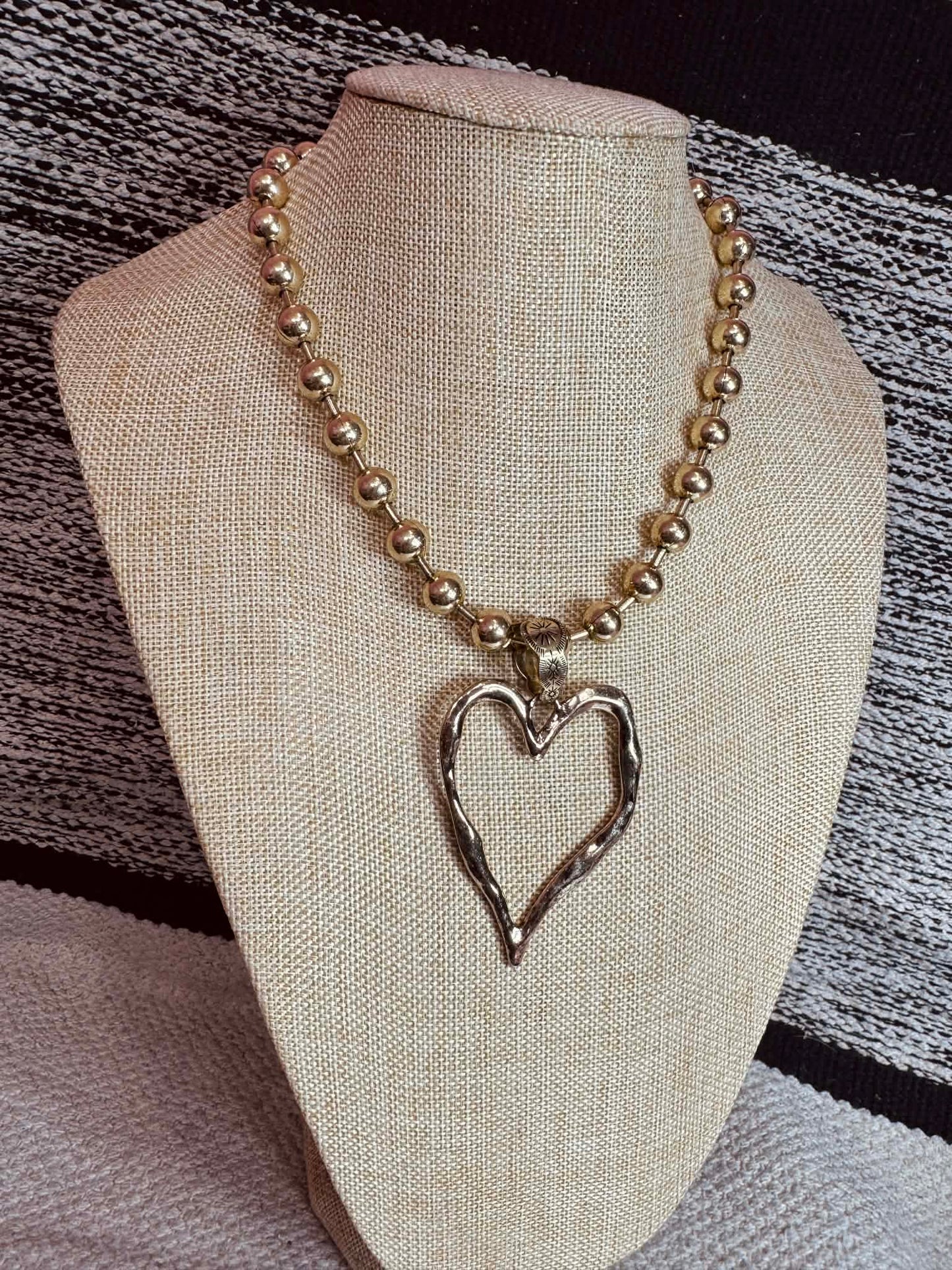 Twist Of Heart Necklace